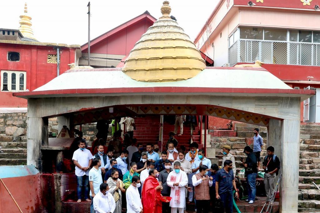 Assam Elections 2021: Rahul Gandhi offers prayers at Kamakhya Devi Temple, Guwahati; See Pics