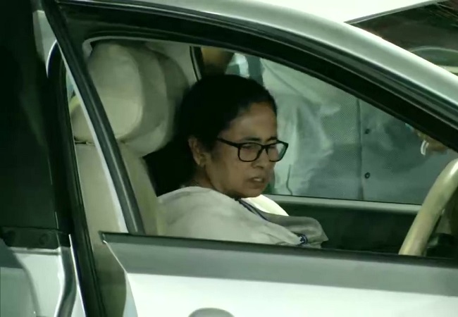 Mamata Banerjee discharged from hospital after her request