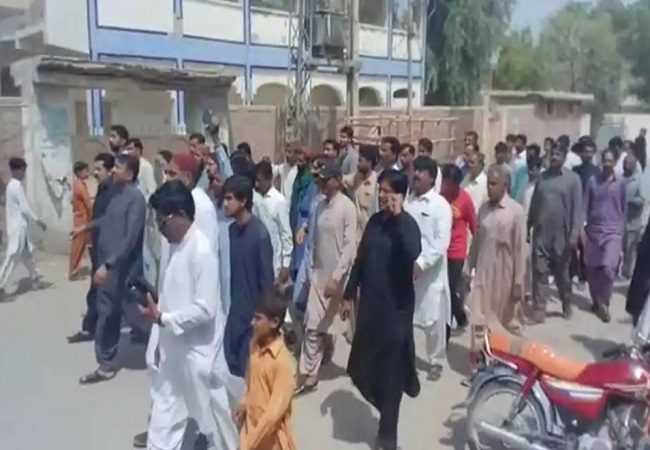 Hindu journalist shot dead in Pakistan’s Sindh province, march held in protest