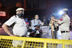 Delhi: 569 FIRs, 323 arrests during weekend COVID lockdown