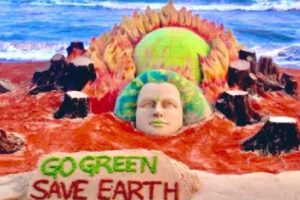 Earth Day 2021: Sudarsan Pattnaik creates stunning sand art, urges people to ‘go green & save earth’