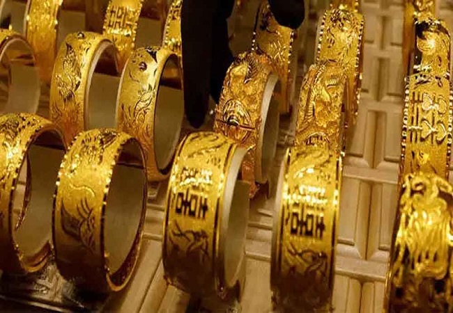 Gold Price sees huge drop; Check state-wise gold rates