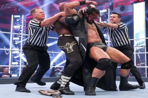 WWE Champion Bobby Lashley defeats Drew McIntyre