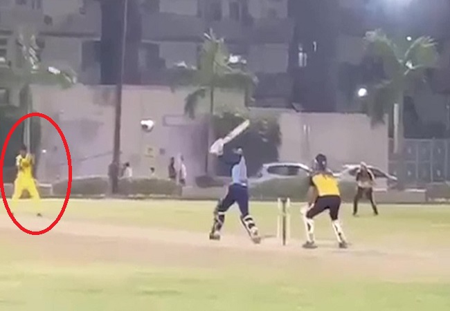 Ghaziabad: Bowler dies on the spot after being hit by the ball on his head