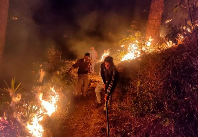 Uttarakhand forest fire: CM Tirath Singh Rawat calls emergency meeting, Shah assures help