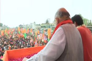 Amid rising covid-19 cases Amit Shah holds massive roadshow in Bengal’s Nadia