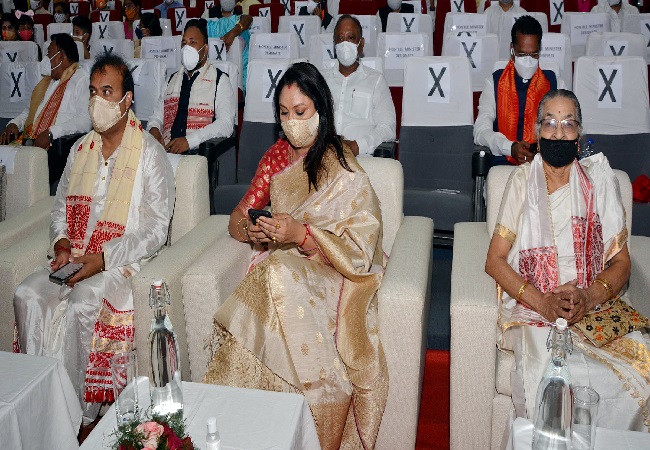  Himanta Biswa Sarmah along with his wife and mother during Swearing-in-Ceremony, at Srimanta Sankaradev Kalakshetra in Guwahati on Monday. (