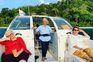 Holiday pictures of Waheeda Rehman, Asha Parekh & Helen go viral, actresses upset with such ‘intrusion’