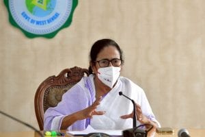 West Bengal CM Mamata writes to PM Modi, asks 550MT oxygen for the state on daily basis
