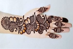 Eid-al-Fitr 2021: Here are some trendy & beautiful mehndi designs