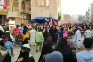 In Hyderabad’s Charminar area, people throng markets for Eid shopping; flout Covid norms (VIDEO)