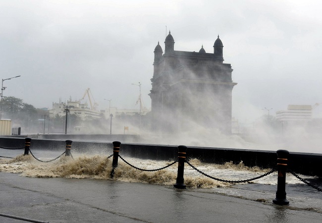 IMD predicts moderate to intense rain in Mumbai in aftermath of Tauktae