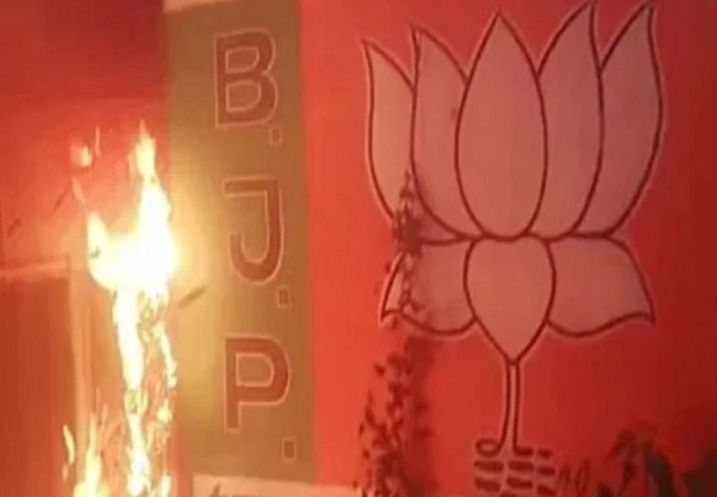 BJP accuses TMC for burning offices, looting shops and attacking workers as it wins Bengal Polls