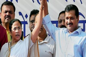 Kejriwal congratulates Mamata Banerjee for landslide victory as trends suggests 3rd term for didi