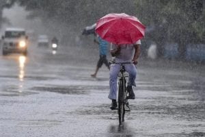 Parts of Delhi receive light to moderate showers; maximum temp at 32 degrees Celsius
