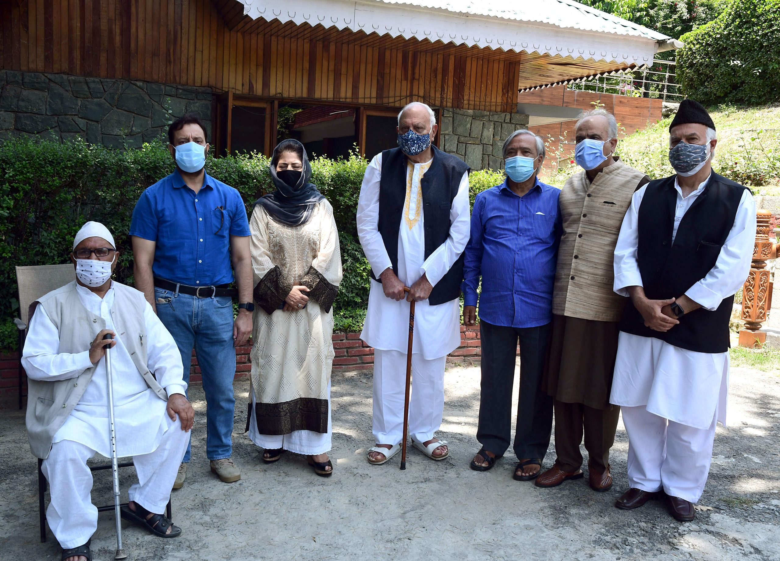Jammu and Kashmir: Meeting of People’s Alliance for Gupkar Declaration at Dr. Farooq Abdullah’s residence in Srinagar | See Pics