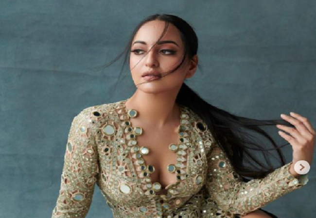 Birthday Predictions: “Will Sonakshi Sinha make her detractors ‘Khaamosh’ in 2021 with Bhuj: The Pride of India?”