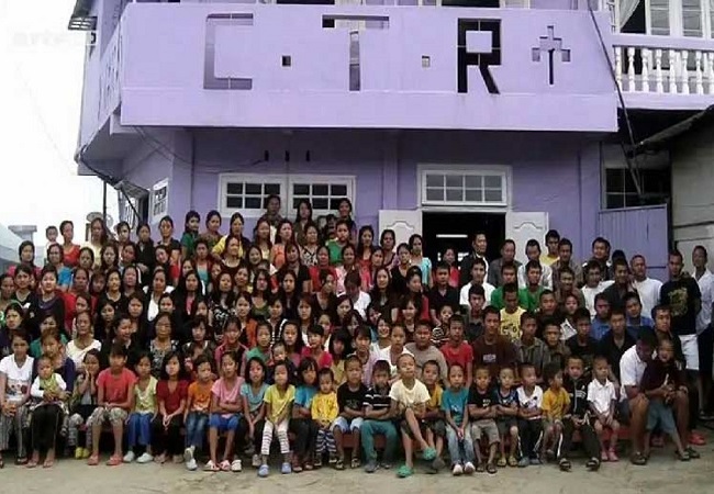 Mizoram's Ziona Chana head of world's largest family with 38 wives and 89 children, dies