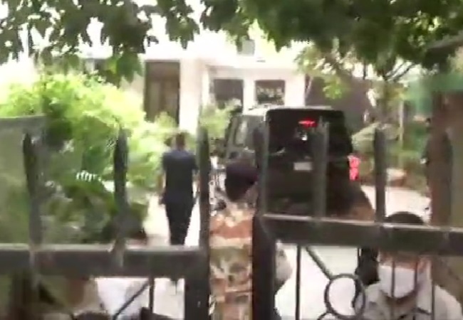LIVE UPDATES: Omar Abdullah arrives at the residence of party chief Farooq Abdullah in Delhi