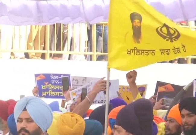 Khalistani flags, posters spotted inside the Golden Temple on Operation Blue Star's 37th anniversary