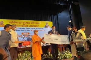 CM Yogi provides Rs 10 lakh financial help to families of journalists who died due to Covid-19