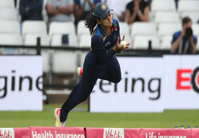 From Sachin to Swara to Anand Mahindra, all hail Harleen Deol’s catch of the year