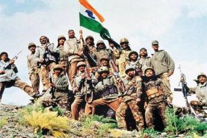 Bollywood salutes, pay tribute to Indian bravehearts on Kargil Diwas