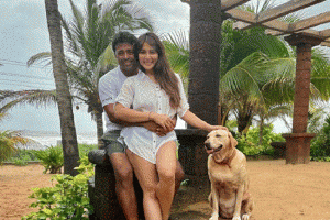 Are Leander Paes and Kim Sharma dating? Goa holiday pics go viral