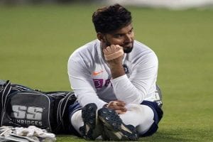 Pant, Dayanand test COVID-19 positive; Saha and bowling coach Arun self-isolating