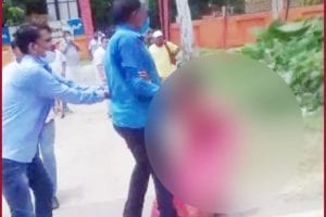 UP Shocker: Woman manhandled, sari yanked by political rivals (Viral Video)