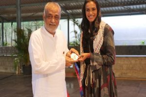 Olympian PV Sindhu spends an evening of gratitude at the Heartfulness Institute