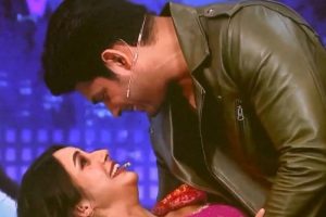 ‘For Shehnaaz Gill, Sidharth Shukla is her ‘ideal man’, latter blushes; their dance step dazzles audience (VIDEO)