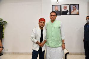 Indian Idol 2021 winner Pawandeep Rajan meets Uttarakhand CM; See Pics
