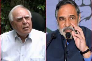 Anand Sharma expresses shock, seeks action against ‘hooligans’ who protested outside Sibal’s house
