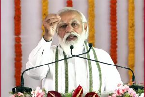 PM Modi praises Yogi Adityanath, says his govt is working for all-round development of Uttar Pradesh | 6 POINTS