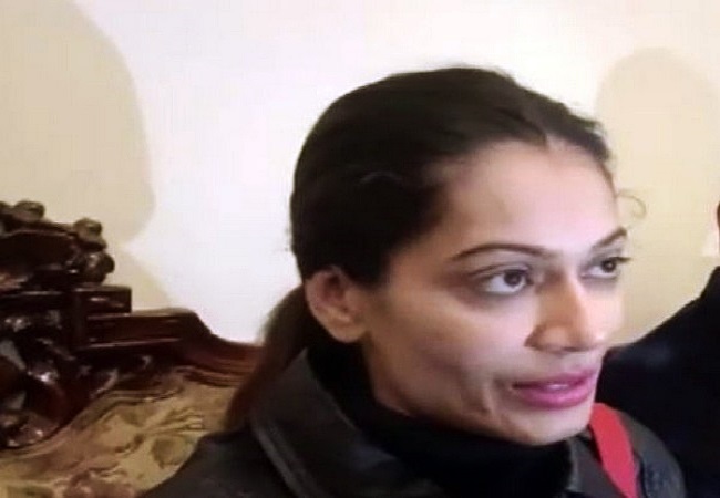 Payal Rohatgi booked for objectionable video on Mahatma Gandhi, Nehru, others
