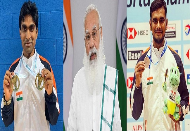 Tokyo Paralympics: PM Modi calls up shuttlers Pramod Bhagat & Manoj Sarkar, congratulates them on medal win
