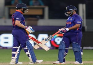 IND vs PAK T20 WC LIVE UPDATES: Virat, Pant comeback helps India to set target of 152 for PAK