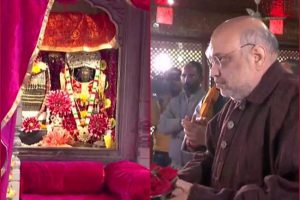 J-K: Amit Shah offers prayers at Kheer Bhawani Durga temple in Ganderbal