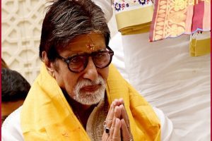 Amitabh Bachchan thanks fans for heartfelt birthday wishes: ‘I do hold them close here’