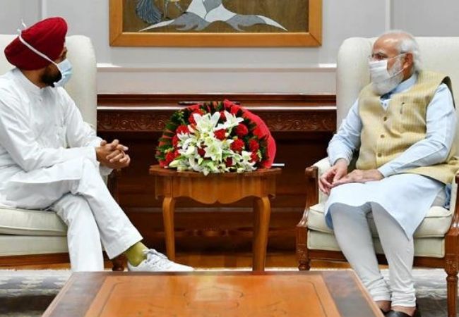 Charanjit Singh Channi meets Narendra Modi