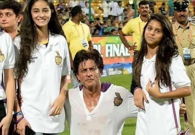 SRK, Ananya Panday, Suhana Khan