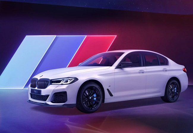 Power. Play. The new BMW 5 Series ‘Carbon Edition’ now in India