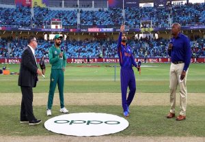 Watch: IND vs PAK T20 World cup live score streaming