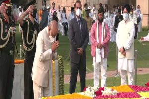 President Kovind, PM Modi lead tributes for Mahatma Gandhi on his 152nd birth anniversary