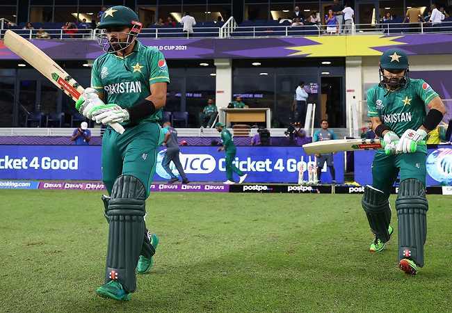 IND vs PAK T20 WC LIVE UPDATES: PAK openers off to solid start in the chase of 152