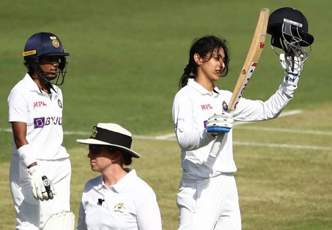 ‘Haseena Julfo wali’ moment on cricket pitch: Smriti Mandhana’s glam look is lighting up Twitter, this weekend