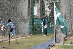Pak players hoist national flat during practice match, B’desh fans want ‘series cancelled’