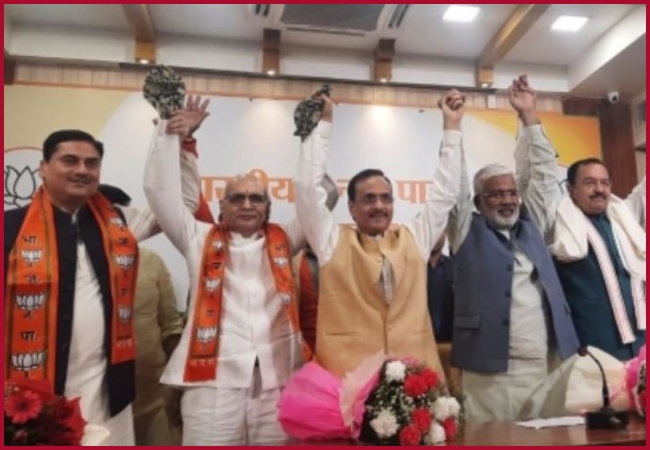 UP Elections 2022: 4 Vidhan Parishad members of Samajwadi Party join BJP