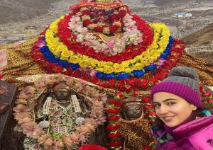 Sara Ali Khan subjected to online abuse by Islamists for visiting Kedarnath temple